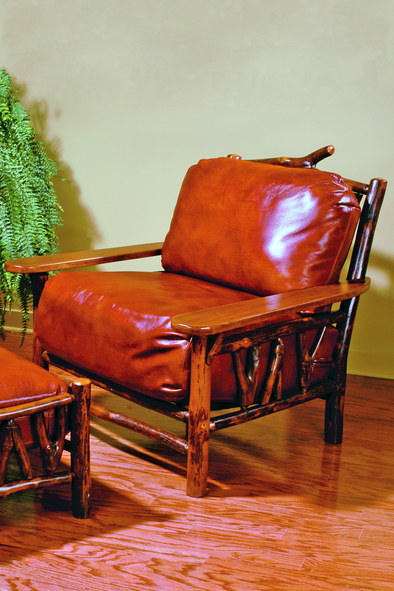 slingshot club chair with leather cushions